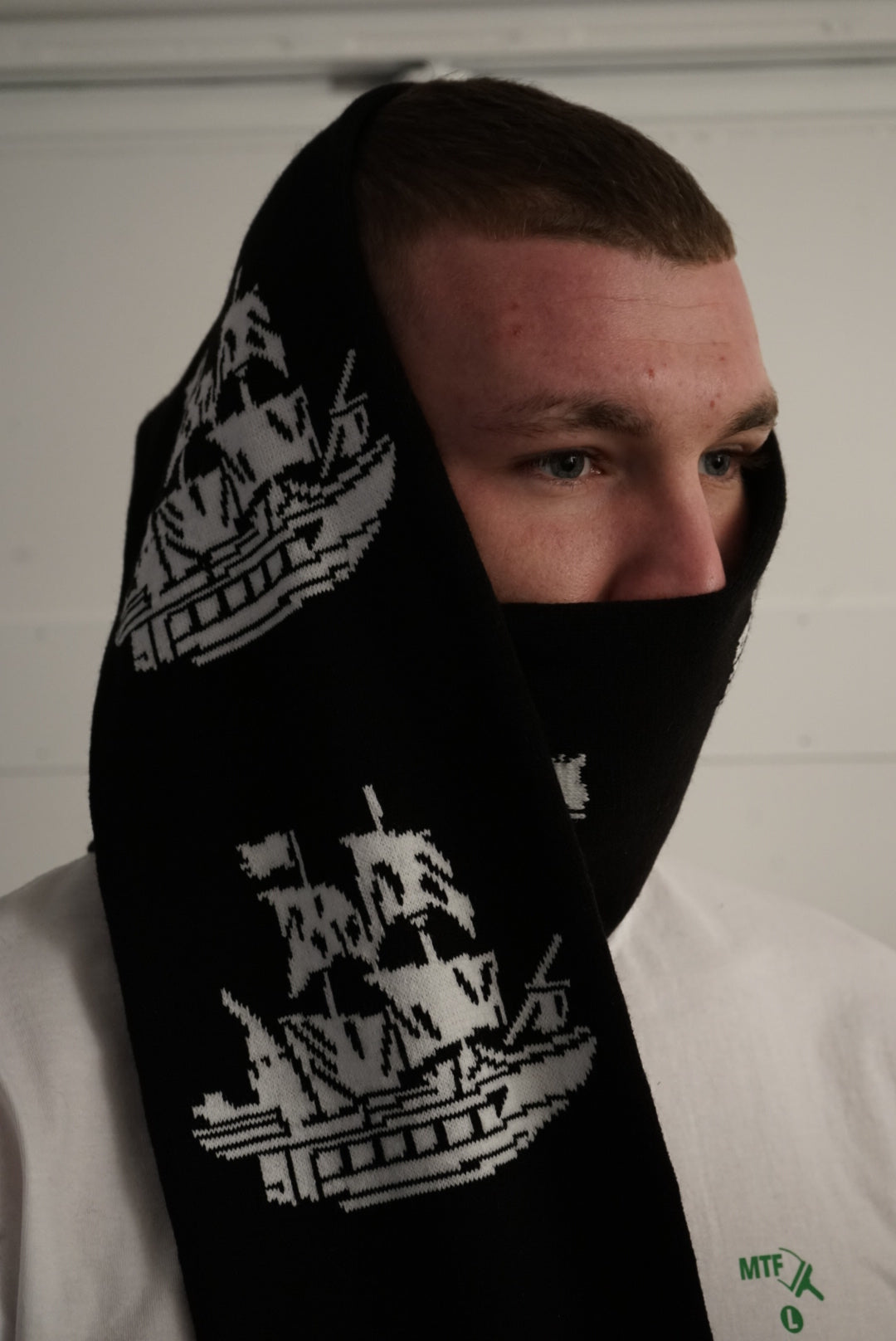 Frozen-Boat Scarf